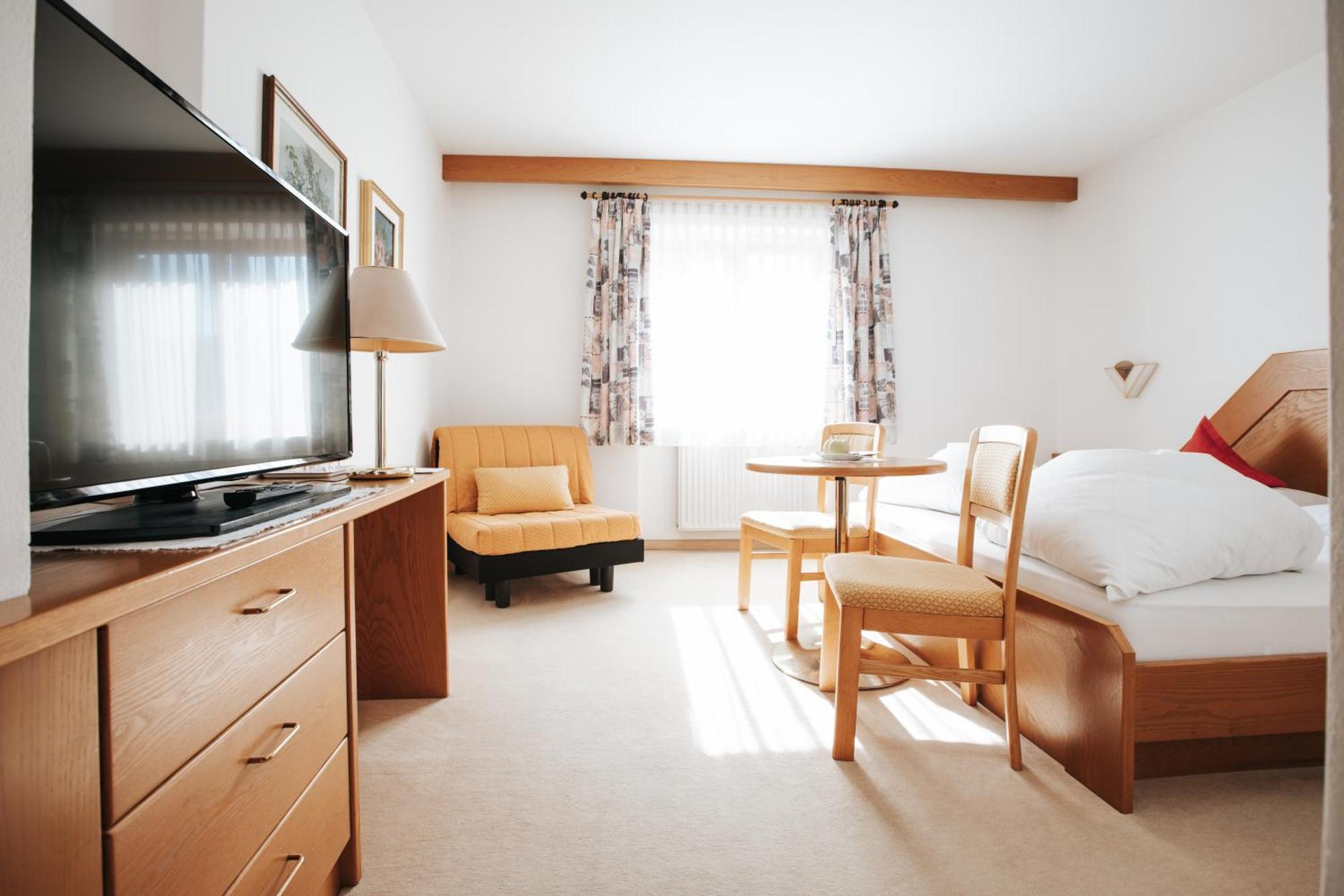 B&B Hotel Mair Am Turm Тироло Экстерьер фото