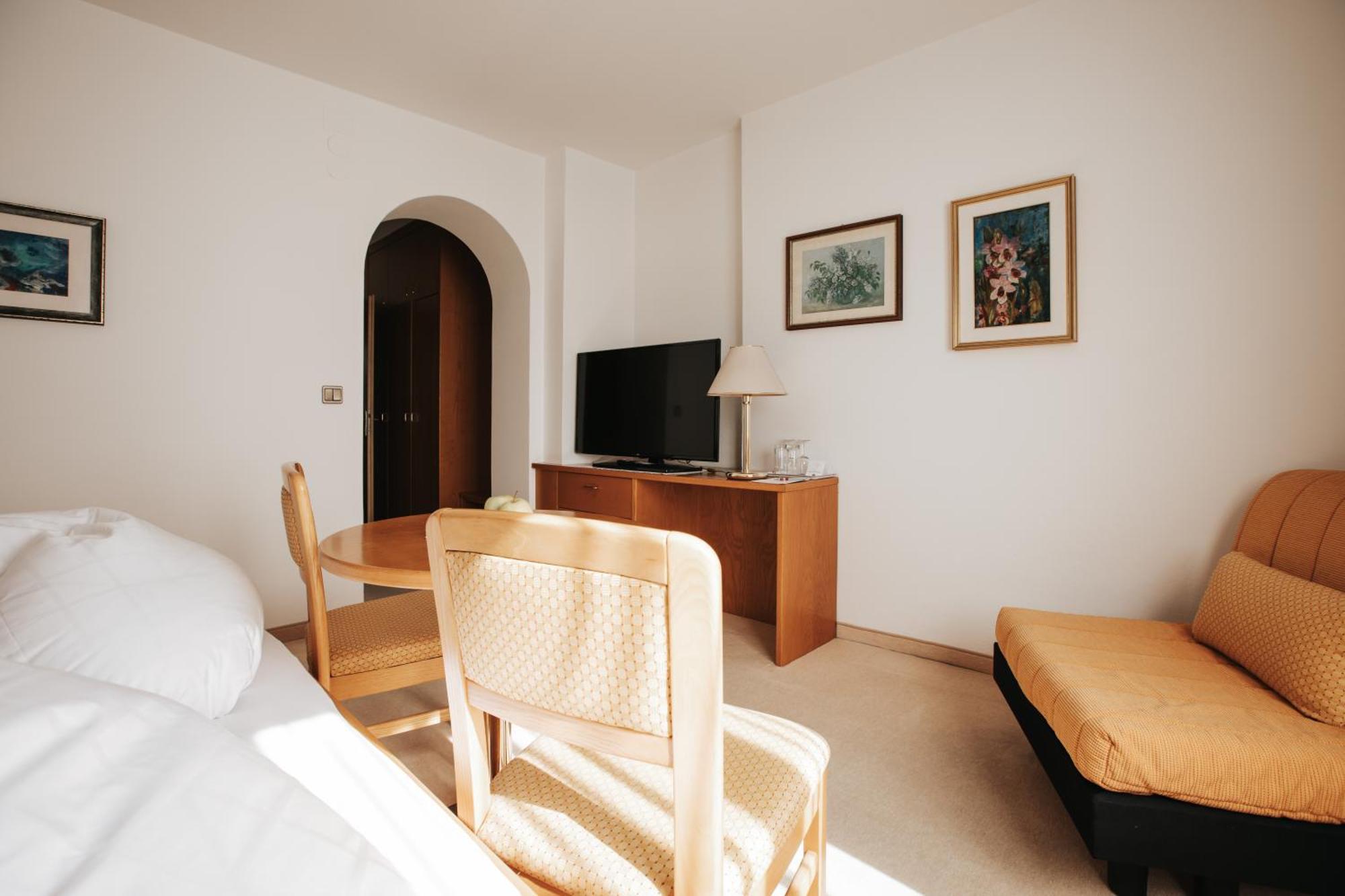 B&B Hotel Mair Am Turm Тироло Экстерьер фото